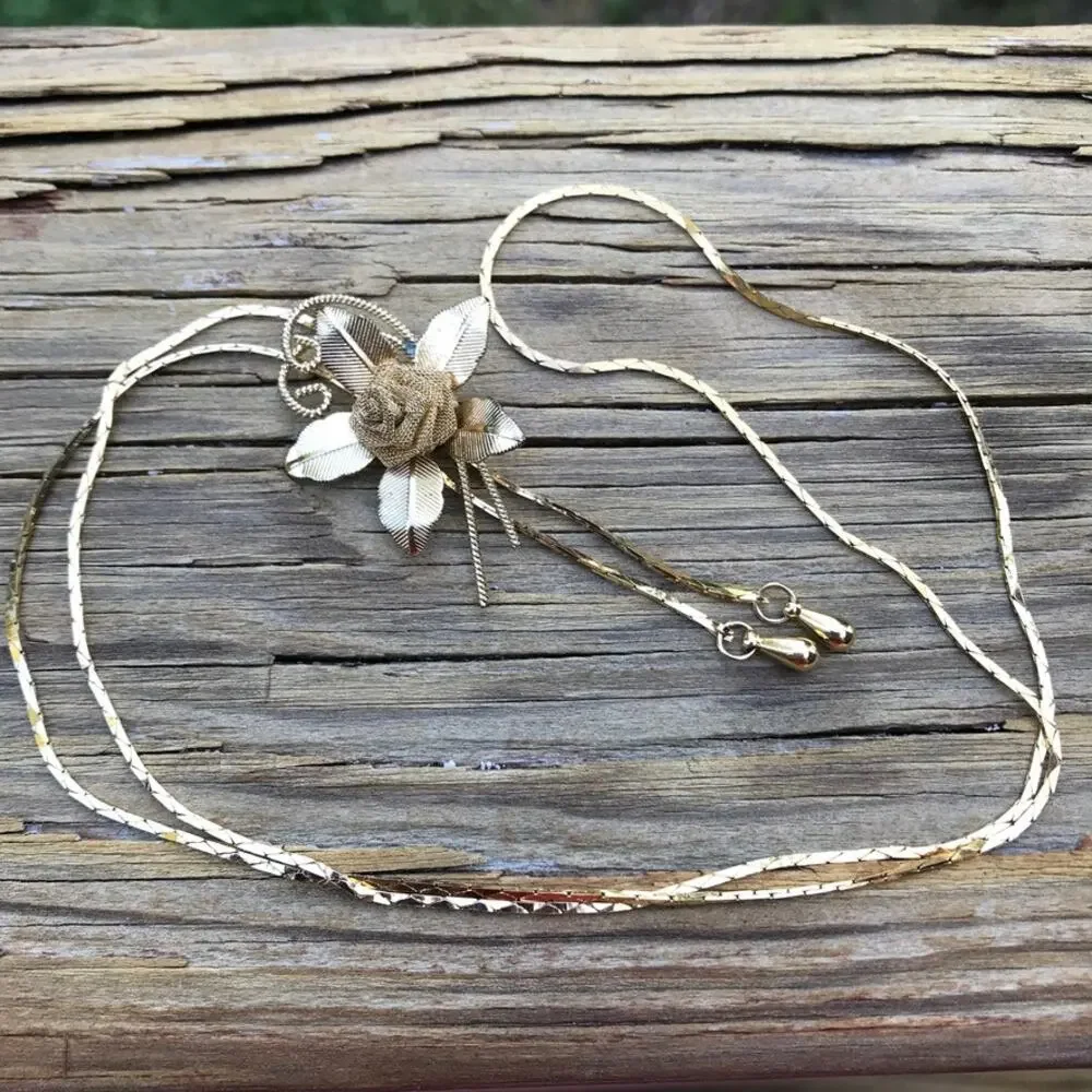 Vintage gold tone flower slide lariat necklace - mesh gold tone rose slide